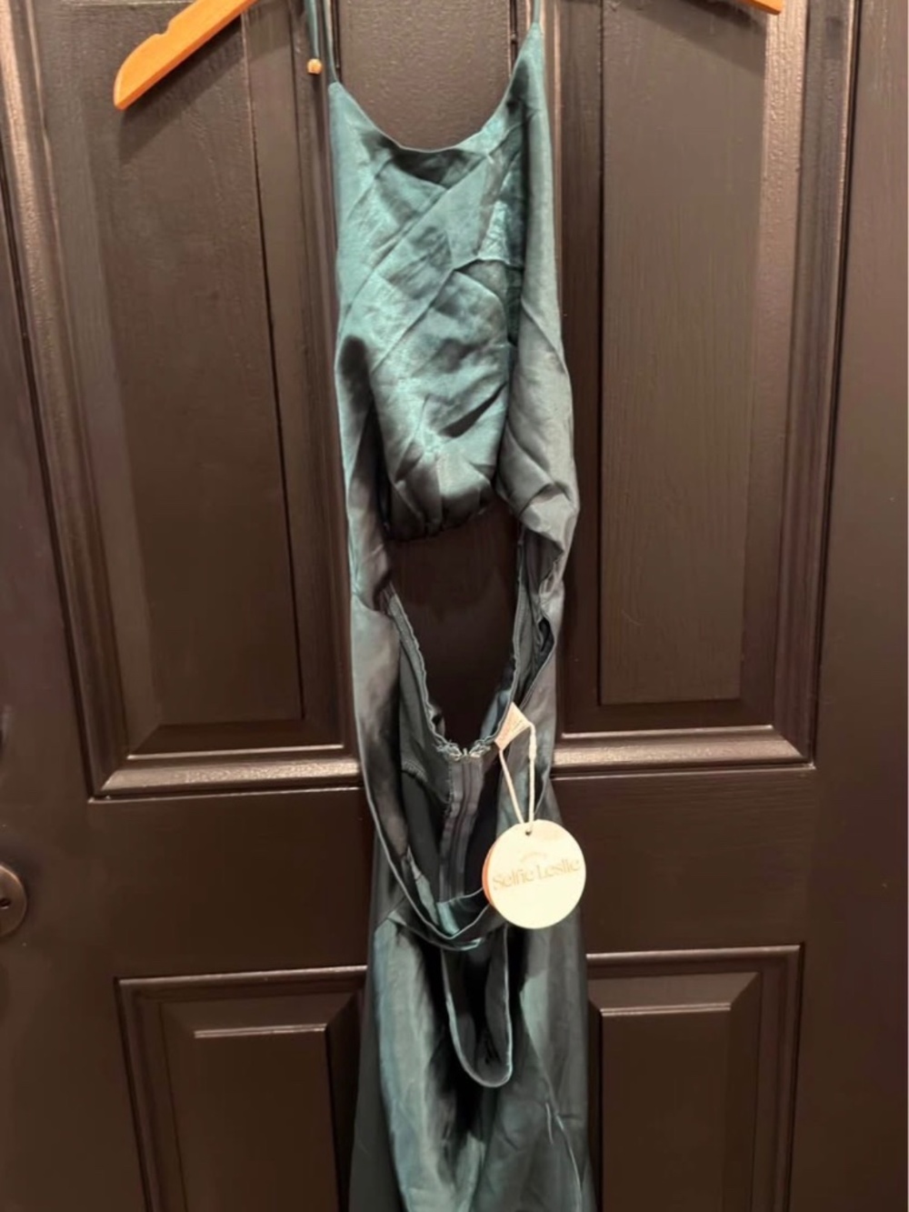 Dress - Picture 3 of 4
